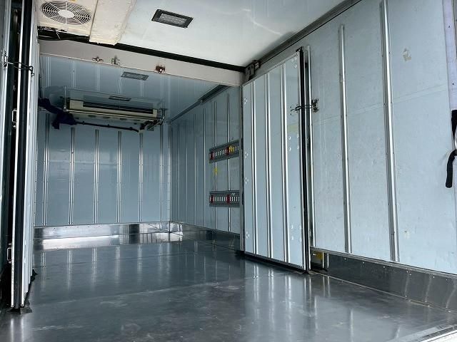 ISUZU ELF 2019 Image 31