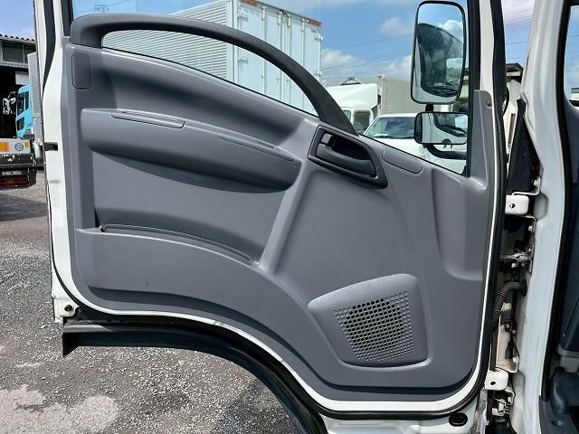 ISUZU ELF 2019 Image 31