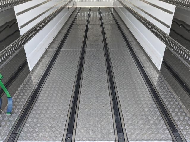 MITSUBISHI FUSOU SUPER GREAT 2025 Image 31