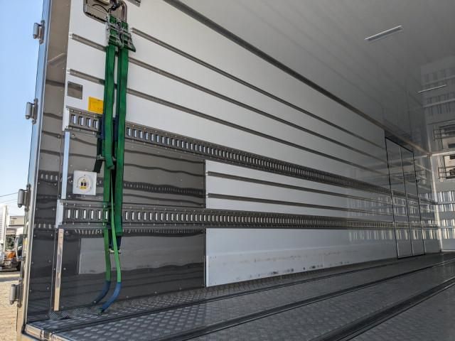 MITSUBISHI FUSOU SUPER GREAT 2025 Image 31