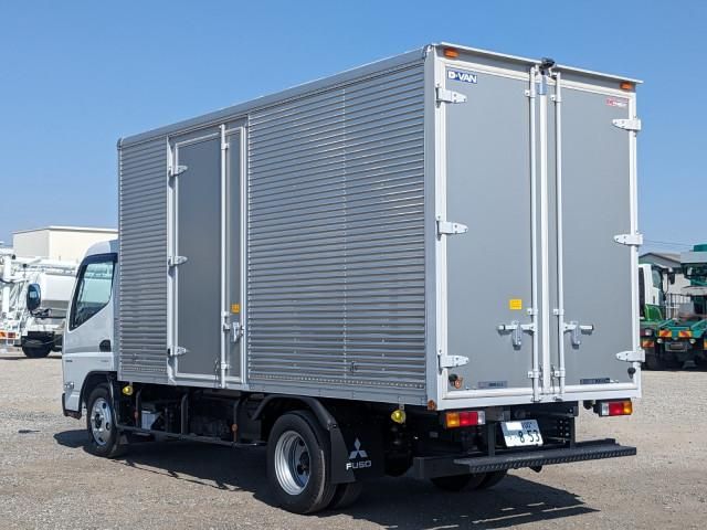 MITSUBISHI CANTER 2024 Image 31