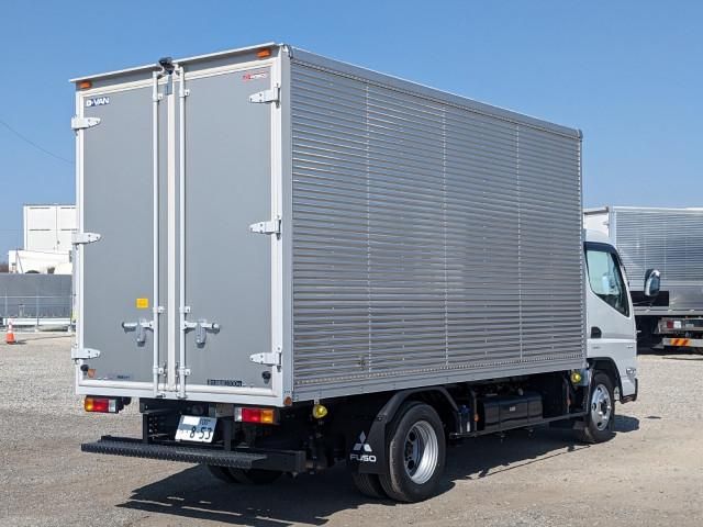 MITSUBISHI CANTER 2024 Image 31