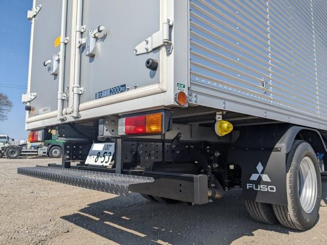 MITSUBISHI CANTER 2024 Image 31