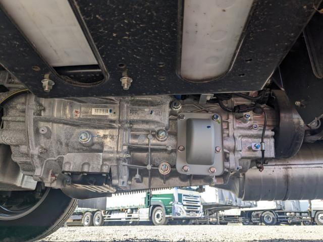 MITSUBISHI CANTER 2024 Image 31