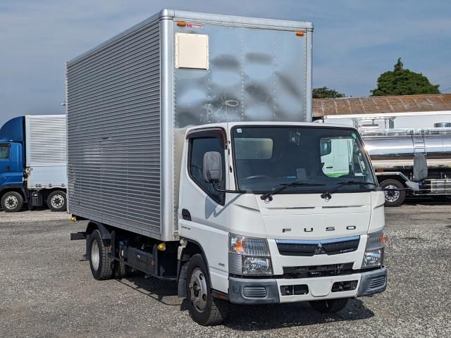 MITSUBISHI CANTER 2018 Image 31