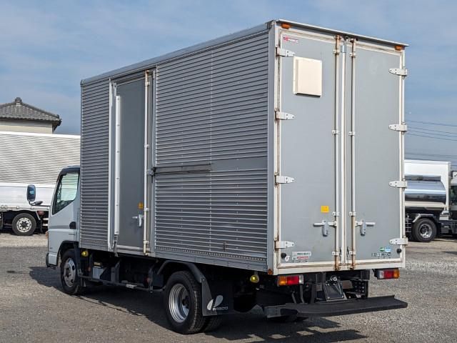 MITSUBISHI CANTER 2018 Image 31