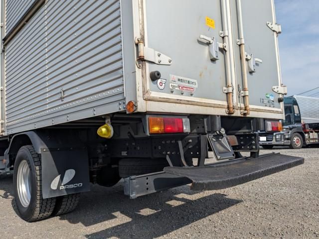 MITSUBISHI CANTER 2018 Image 31