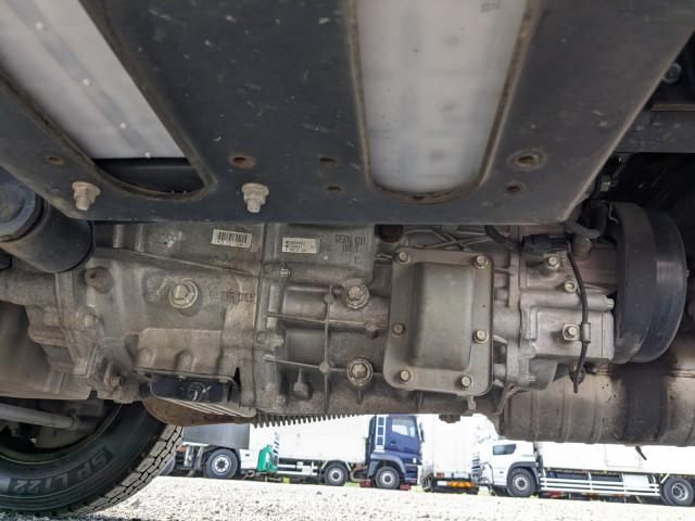 MITSUBISHI CANTER 2018 Image 31