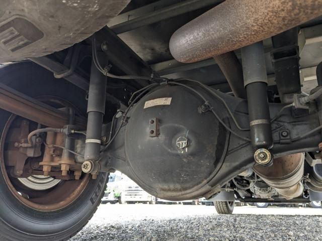 MITSUBISHI CANTER 2018 Image 31