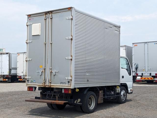 ISUZU ELF 2018 Image 31