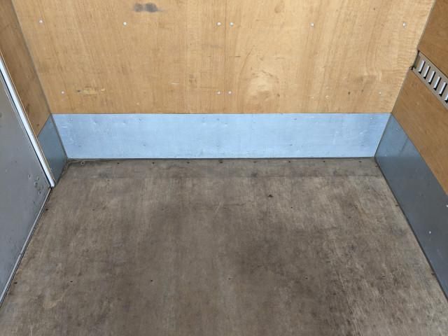 ISUZU ELF 2018 Image 31