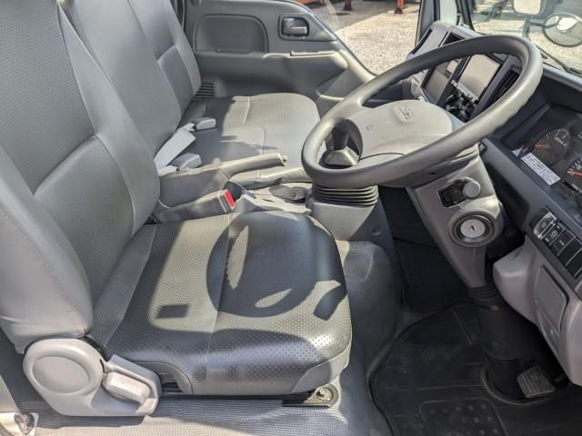 ISUZU ELF 2018 Image 31