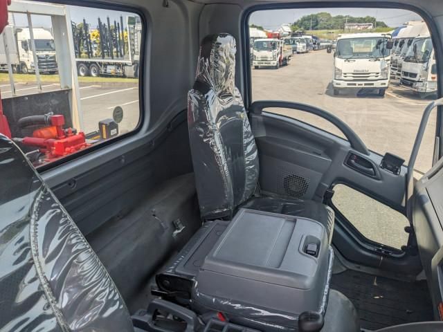 ISUZU FORWARD 2018 Image 31