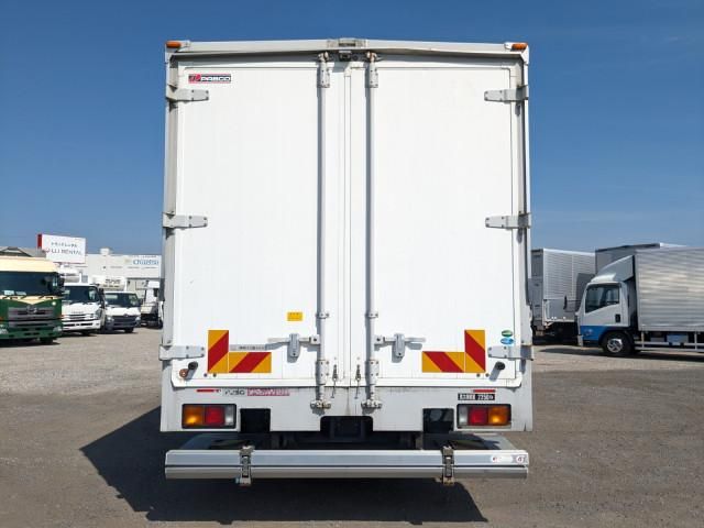 MITSUBISHI FUSOU FIGHTER 2018 Image 31