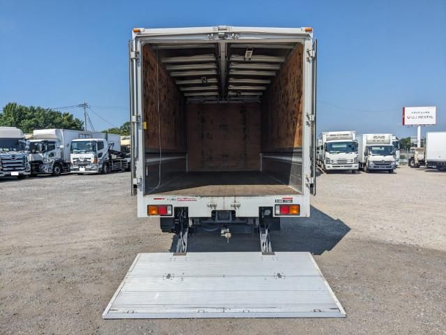 MITSUBISHI FUSOU FIGHTER 2018 Image 31