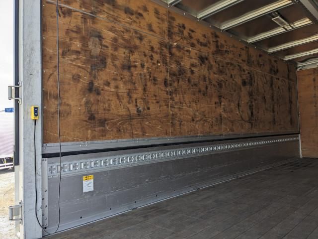 MITSUBISHI FUSOU FIGHTER 2018 Image 31