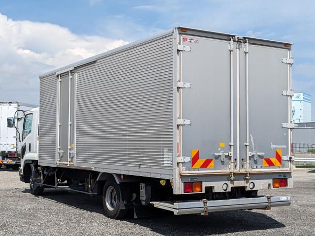 ISUZU FORWARD 2017 Image 31