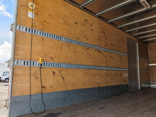 ISUZU FORWARD 2017 Image 31