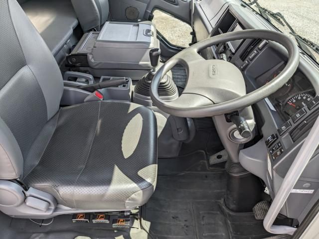 ISUZU FORWARD 2017 Image 31