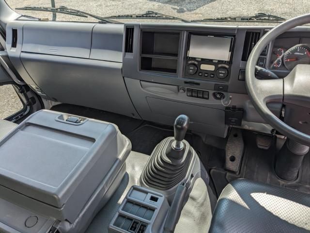 ISUZU FORWARD 2017 Image 31