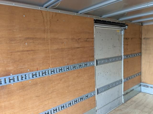 MITSUBISHI CANTER 2019 Image 31