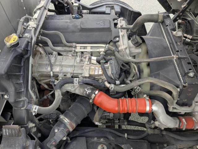 MITSUBISHI CANTER 2019 Image 31