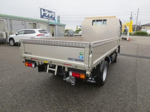 MITSUBISHI CANTER 2022 Image 31