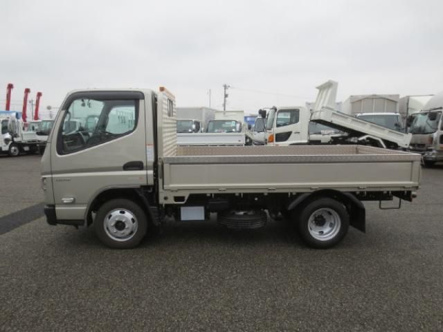 MITSUBISHI CANTER 2022 Image 31