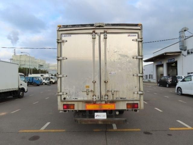 MITSUBISHI FUSOU FIGHTER 1996 Image 31