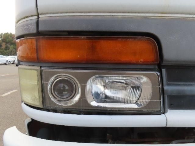 MITSUBISHI FUSOU FIGHTER 1996 Image 31