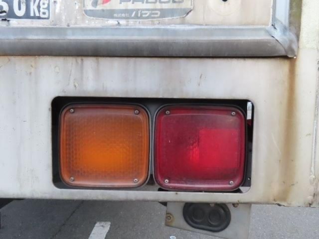 MITSUBISHI FUSOU FIGHTER 1996 Image 31