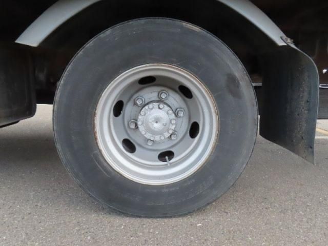 MITSUBISHI FUSOU FIGHTER 1996 Image 31