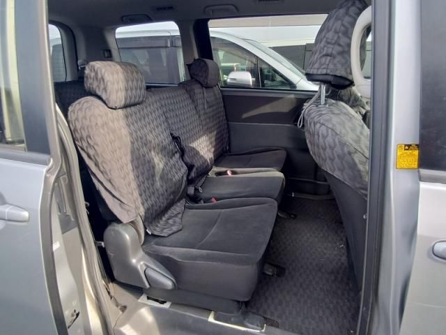 TOYOTA NOAH 2008 Image 31