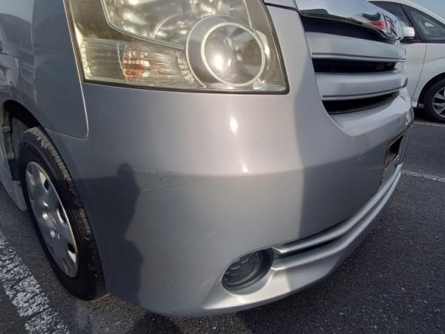 TOYOTA NOAH 2008 Image 31