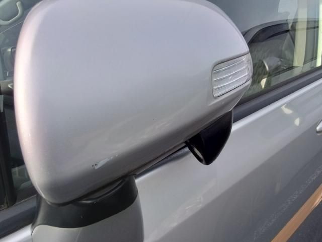 TOYOTA NOAH 2008 Image 31