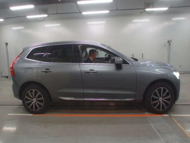 VOLVO XC60 2019 Image 31