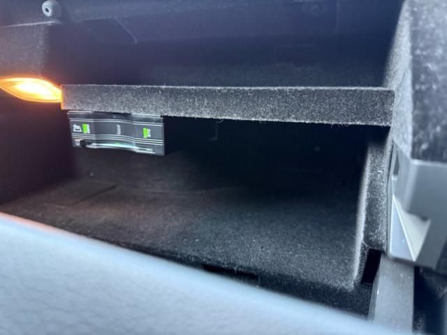 MERCEDES BENZ C CLAS 2015 Image 31