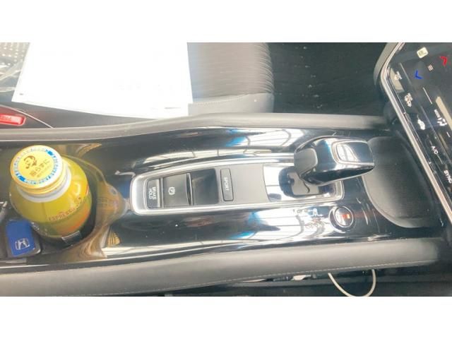 HONDA VEZEL HYBRID 2018 Image 31