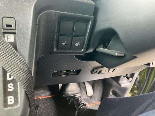 DAIHATSU TANTO FAN CROSS 2025 Image 31