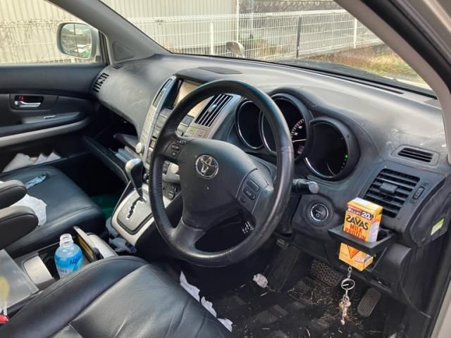 TOYOTA HARRIER HYBRID 2006 Image 31