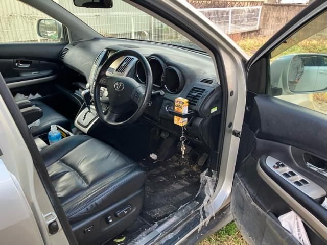 TOYOTA HARRIER HYBRID 2006 Image 31