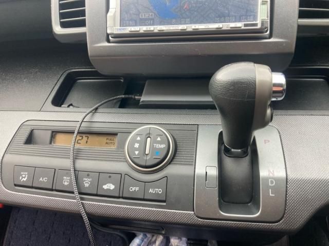 HONDA FREED 2010 Image 31