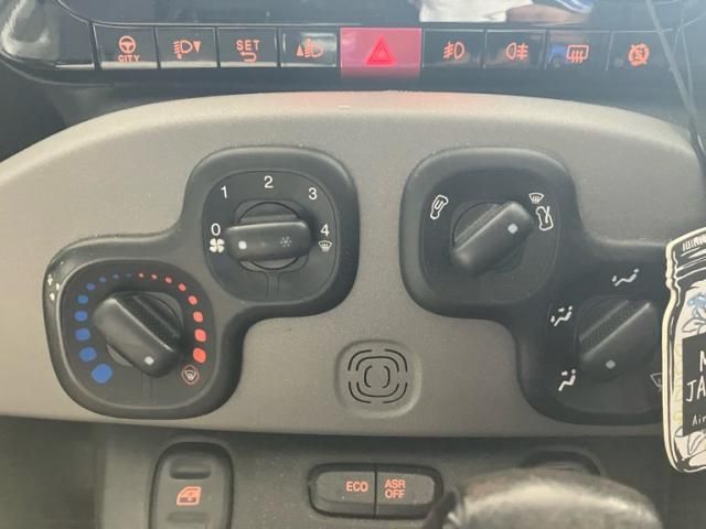 FIAT PANDA 2013 Image 31