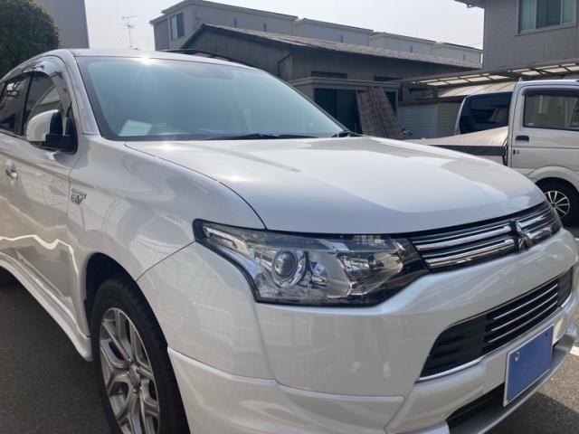 MITSUBISHI OUTLANDER PHEV 2014 Image 31