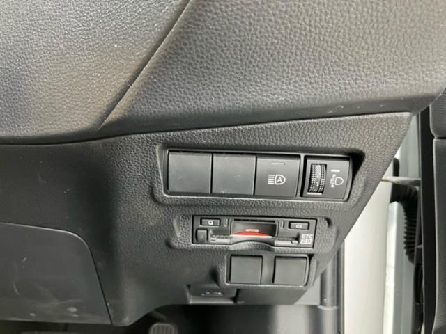 TOYOTA COROLLA CROSS HYBRID 2024 Image 31