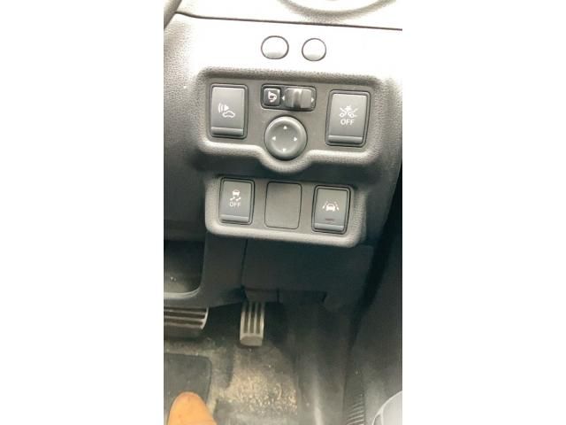 NISSAN NOTE 2017 Image 31