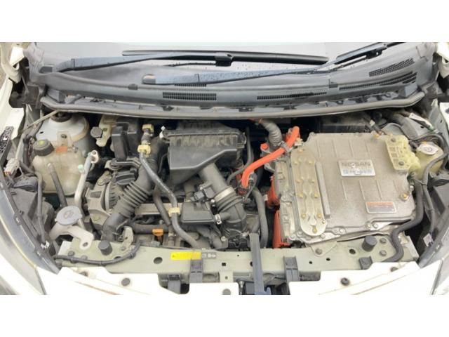 NISSAN NOTE 2017 Image 31