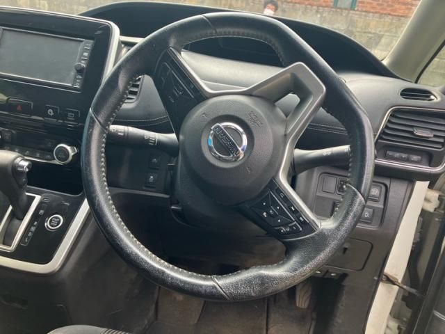 NISSAN SERENA  S-HYBRID 4WD 2017 Image 31