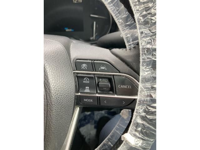 TOYOTA VOXY HYBRID 2022 Image 31