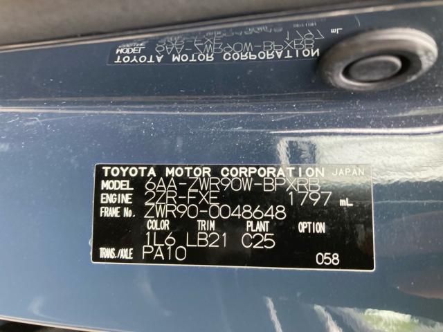 TOYOTA VOXY HYBRID 2022 Image 31